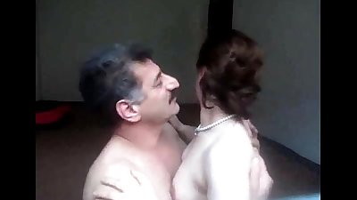 Desi Punjabi Aunty sucked n fucked by hubby wid loud moaning