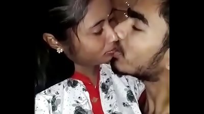 desi college lovers passionate kissing with standing sex