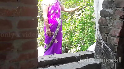 यार गाड़ में पानी मत गिराओ ऊपर गिआरो हिंदी ऑयल क्रीम पाई के साथ हार्ड एनल सेक्स