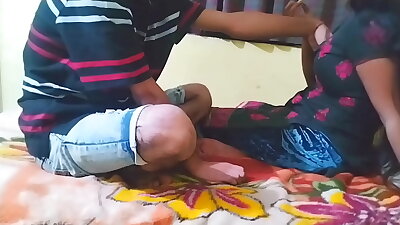 गांव के लड़के ने दिल्ली की लड़की को पटाके चोदा xxx soniya bhabi