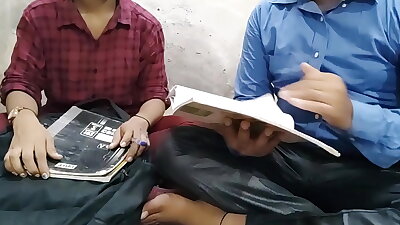 कॉलेज के लड़की ने पढ़ाई नहीं की तो टीचर ने अच्छे चोद डाला&lpar;हिंदी क्लियर ऑडियो&rpar;